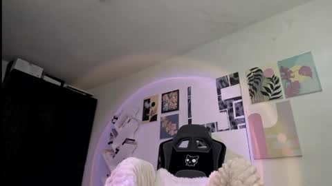 Snapshot of yury_sun chatting on April 16, 2026, 7:58 pm paola online show from April 16, 2026, 7:58 pm
