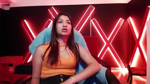 YUYIS online show from January 16, 2026, 3:49 pm