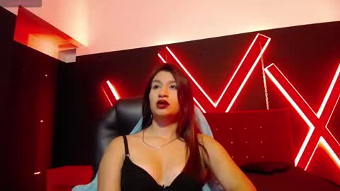 YUYIS online show from January 17, 2026, 12:10 pm