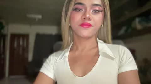 Miss Cali online show from June 18, 2026, 7:29 pm