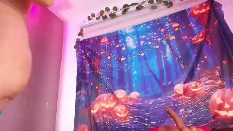 Zoe  online show from October 9, 2025, 3:04 am