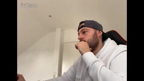 TheZac online show from October 29, 2025, 10:39 am