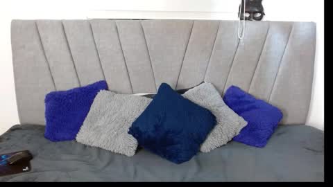 Zack  online show from November 14, 2025, 2:54 am