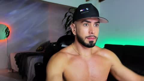 Zac  Jhordan online show from December 25, 2024, 7:56 pm