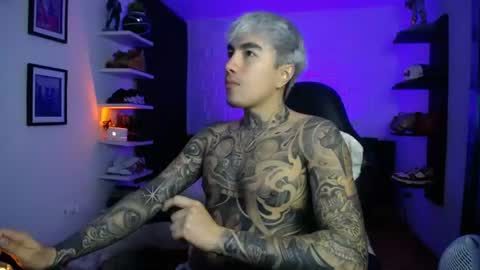 zac_muller1 online show from June 15, 2026, 4:47 am