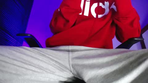 Zac Freelance model online show from May 13, 2026, 1:58 am