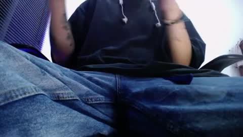 Zac Freelance model online show from May 19, 2026, 3:57 am