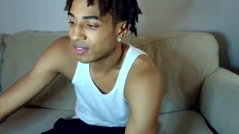 zachbrownn online show from October 29, 2025, 3:53 am