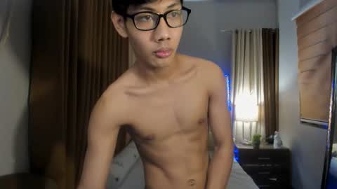 Snapshot of zack212003 chatting on September 24, 2025, 10:46 pm zack212003 online show from September 24, 2025, 10:46 pm