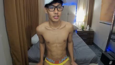 Snapshot of zack212003 chatting on November 1, 2025, 2:13 am zack212003 online show from November 1, 2025, 2:13 am