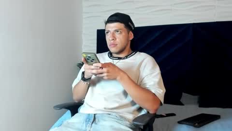 Zack Falcon online show from February 1, 2026, 8:07 pm