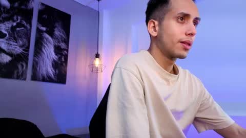 zack_isback online show from May 19, 2026, 7:31 pm