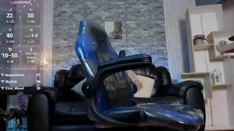 zack_joness10 online show from June 12, 2026, 5:28 am