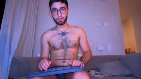 zack_sullivan22 online show from May 8, 2026, 1:22 am