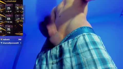 Snapshot of zackcum_ chatting on February 19, 2025, 8:01 am for you Zack online show from February 19, 2025, 8:01 am