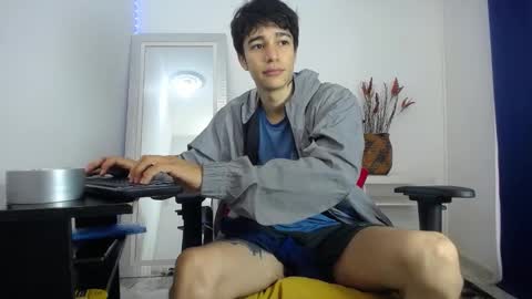 zack online show from February 6, 2025, 8:13 pm