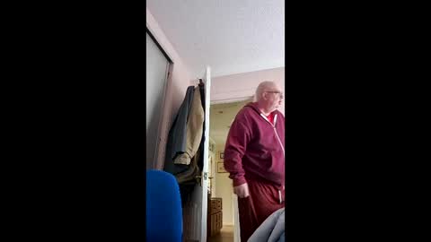Snapshot of zacsmithuk chatting on February 16, 2026, 1:07 pm Zac Smitj online show from February 16, 2026, 1:07 pm