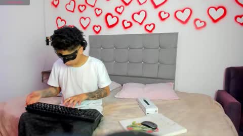 zafira and zyo online show from September 9, 2025, 4:23 am