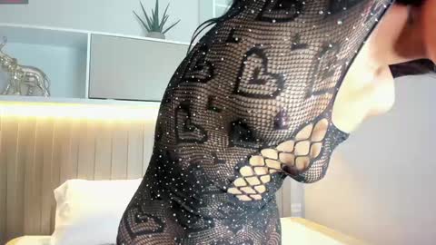 Zafiro online show from February 3, 2026, 3:48 am