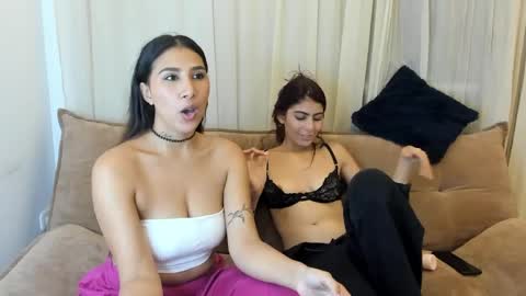 zafiro_lee online show from June 5, 2026, 6:52 am