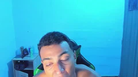 BiG Zafiro online show from December 23, 2025, 11:08 am