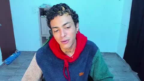 BiG Zafiro online show from March 12, 2026, 10:43 am