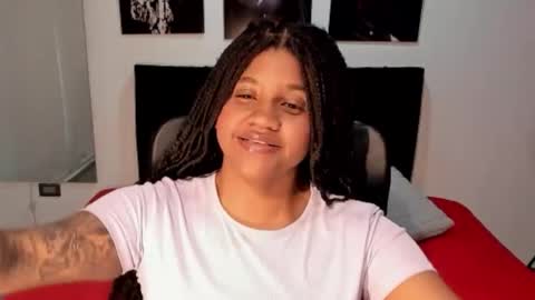 Snapshot of zahra_rose chatting on October 15, 2025, 8:20 pm zahra_rose online show from October 15, 2025, 8:20 pm