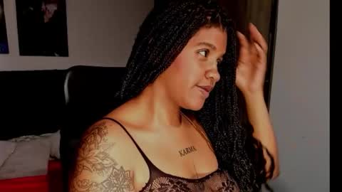 Snapshot of zahra_rose chatting on October 16, 2025, 8:10 pm zahra_rose online show from October 16, 2025, 8:10 pm