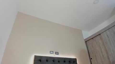 Snapshot of zahra_rose chatting on October 30, 2025, 8:20 pm zahra_rose online show from October 30, 2025, 8:20 pm