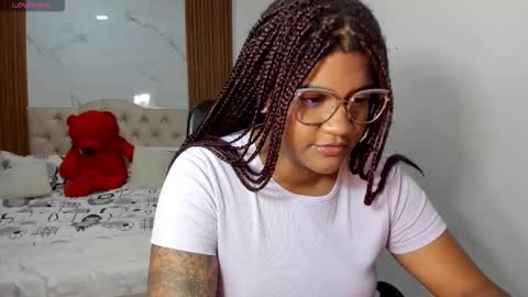 zahra_rose online show from March 26, 2026, 9:20 pm