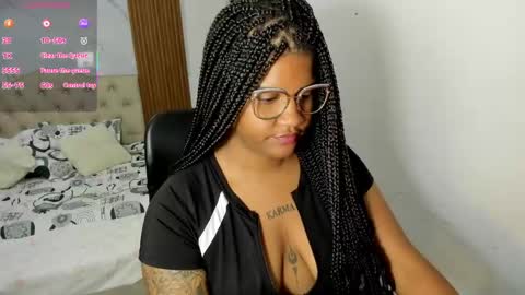 zahra_rose online show from April 28, 2026, 8:58 pm
