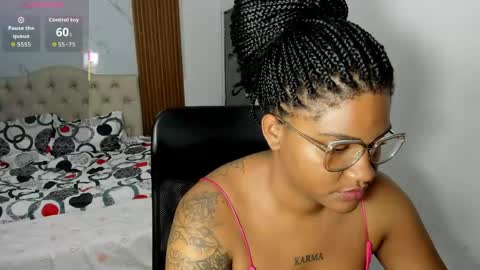 zahra_rose online show from May 2, 2026, 8:47 pm