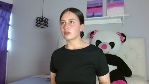 Zaida online show from December 3, 2025, 8:51 pm