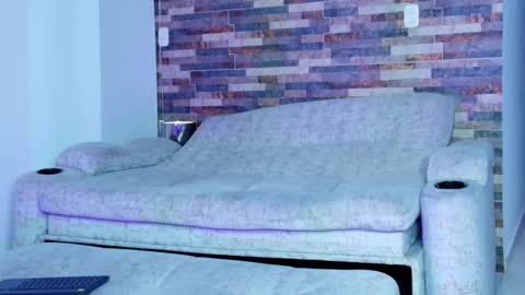 INSTAGRAM yormanfit7 online show from September 16, 2025, 10:05 am