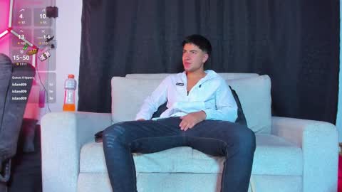 Zain Smith online show from February 24, 2025, 12:41 am