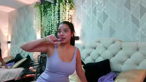 Snapshot of zaira_bonny chatting on July 27, 2026, 3:30 pm Zaira Bonny online show from July 27, 2026, 3:30 pm