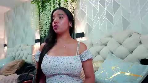 Snapshot of zaira_bonny chatting on July 29, 2026, 6:17 pm Zaira Bonny online show from July 29, 2026, 6:17 pm