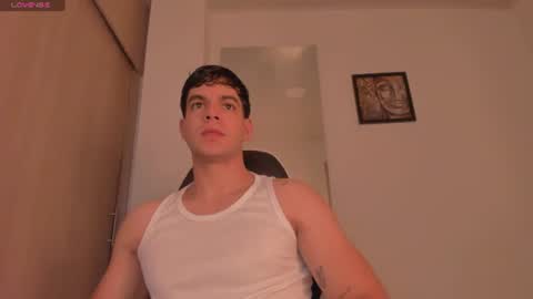 Snapshot of zamir_scott chatting on June 15, 2026, 10:12 pm zamir online show from June 15, 2026, 10:12 pm