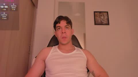 Snapshot of zamir_scott chatting on August 3, 2026, 9:29 pm zamir online show from August 3, 2026, 9:29 pm