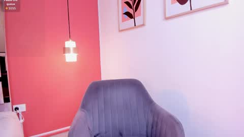 zamira_taylor online show from May 15, 2026, 11:01 pm