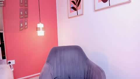zamira_taylor online show from May 15, 2026, 11:45 pm