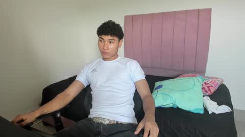 Snapshot of zammcito_ chatting on December 1, 2024, 7:47 pm zamm online show from December 1, 2024, 7:47 pm