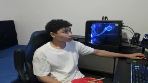 Snapshot of zammcito_ chatting on December 6, 2024, 1:29 am zamm online show from December 6, 2024, 1:29 am