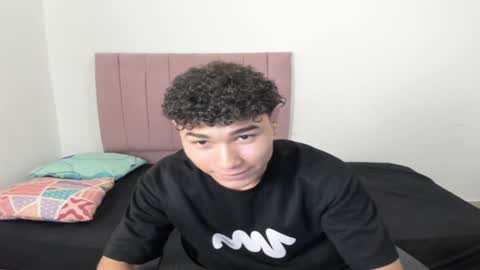 Snapshot of zammcito_ chatting on December 18, 2024, 2:10 am zamm online show from December 18, 2024, 2:10 am