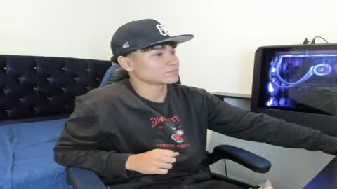 Snapshot of zammcito_ chatting on January 4, 2025, 1:52 am zamm online show from January 4, 2025, 1:52 am