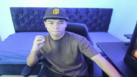 Snapshot of zammcito_ chatting on January 24, 2025, 2:18 am zamm online show from January 24, 2025, 2:18 am