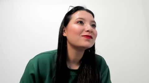 Snapshot of zammii69 chatting on October 26, 2025, 2:23 pm zammii69 online show from October 26, 2025, 2:23 pm