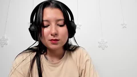 Snapshot of zammii69 chatting on February 20, 2026, 9:04 pm zammii69 online show from February 20, 2026, 9:04 pm