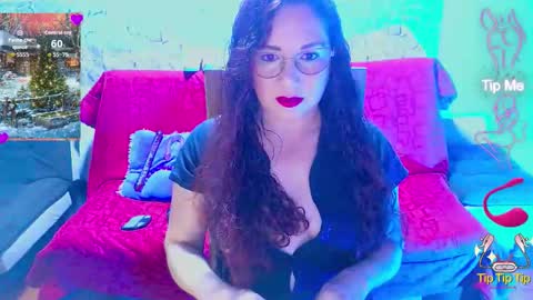 zamy_x online show from December 16, 2025, 3:11 am