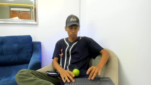 Snapshot of zane_belville chatting on May 8, 2026, 11:26 am Zane Belville online show from May 8, 2026, 11:26 am